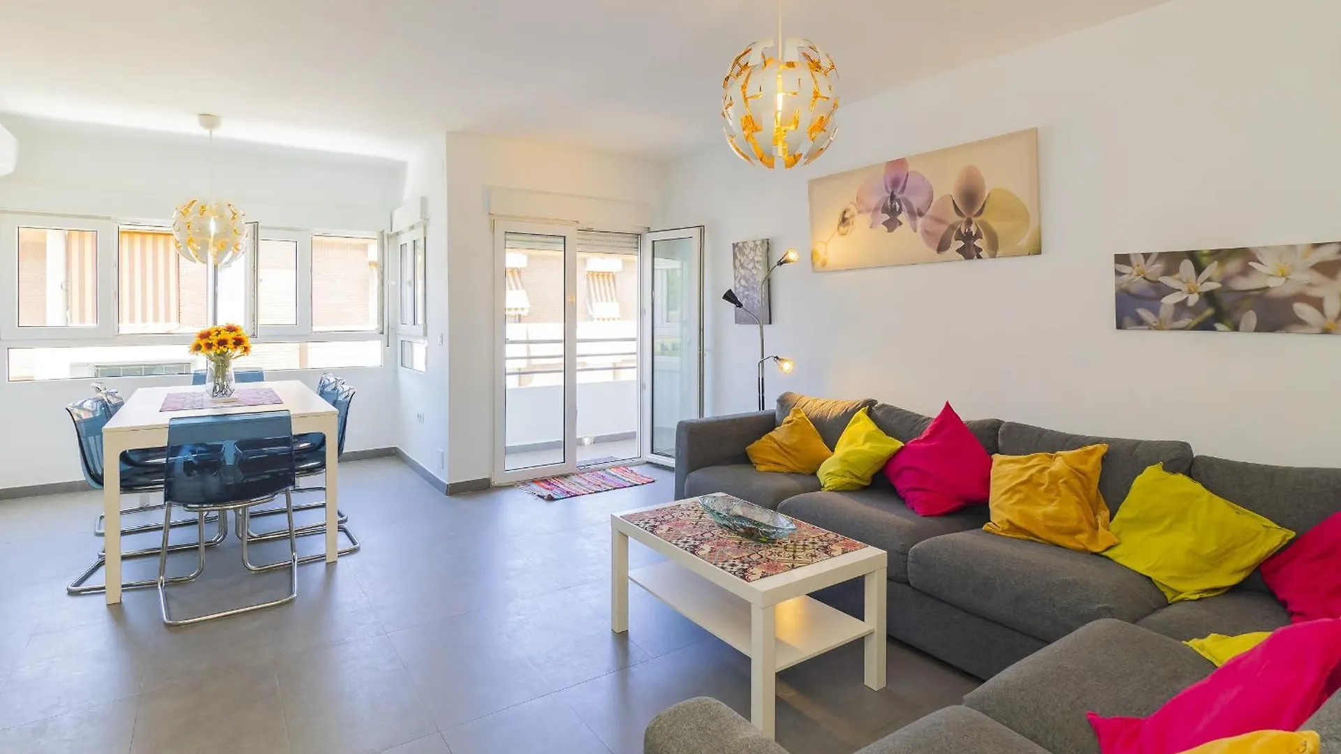 Cubo'S Mariana Apartment Málaga 0*,  Spanyolország
