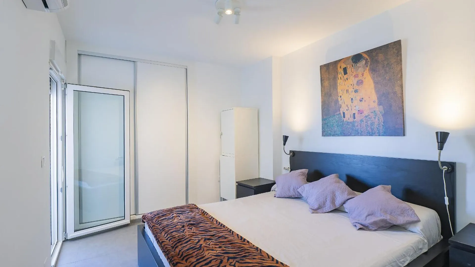 Cubo'S Mariana Apartment Málaga